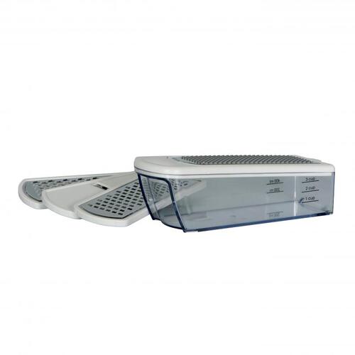 AVANTI Multi Functional Boxed Grater with 4 Stainless Steel Blades